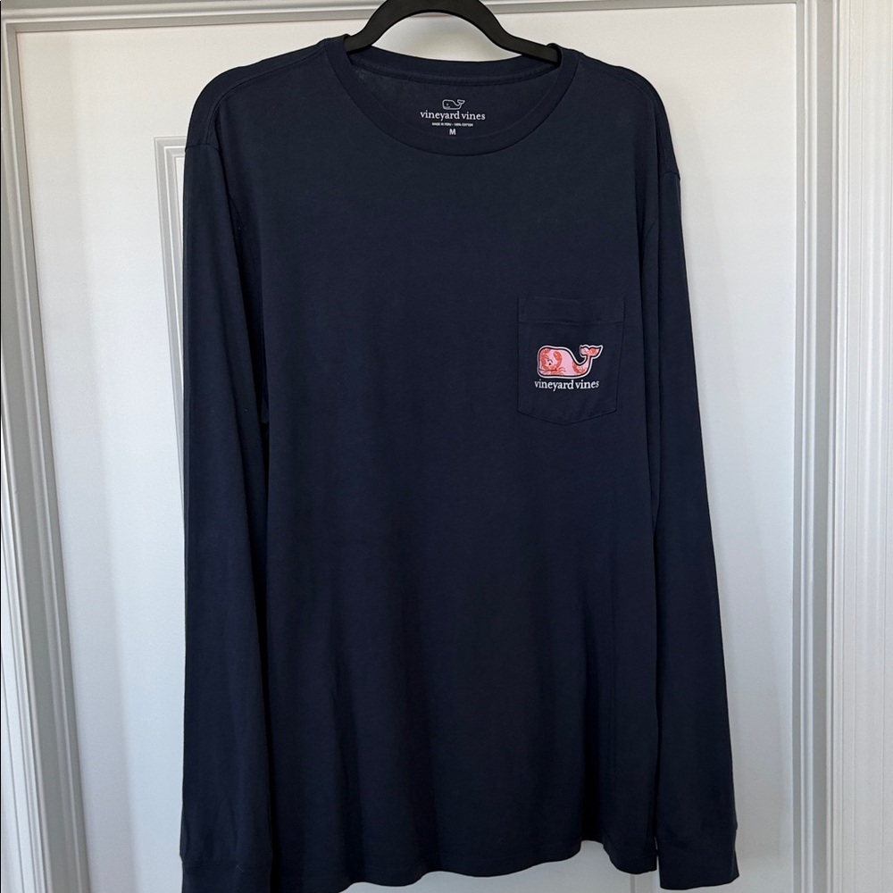 Vineyard Vines Men's Dark Blue Long Sleeve Whale Tee Medium